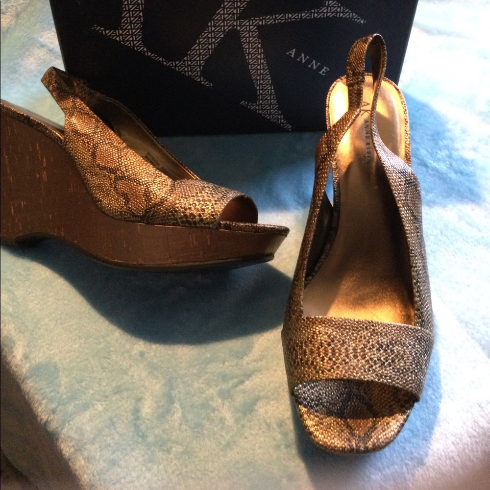 Anne Klein Fortuna Brz Wedge Sandals Sz 9 1/2 New